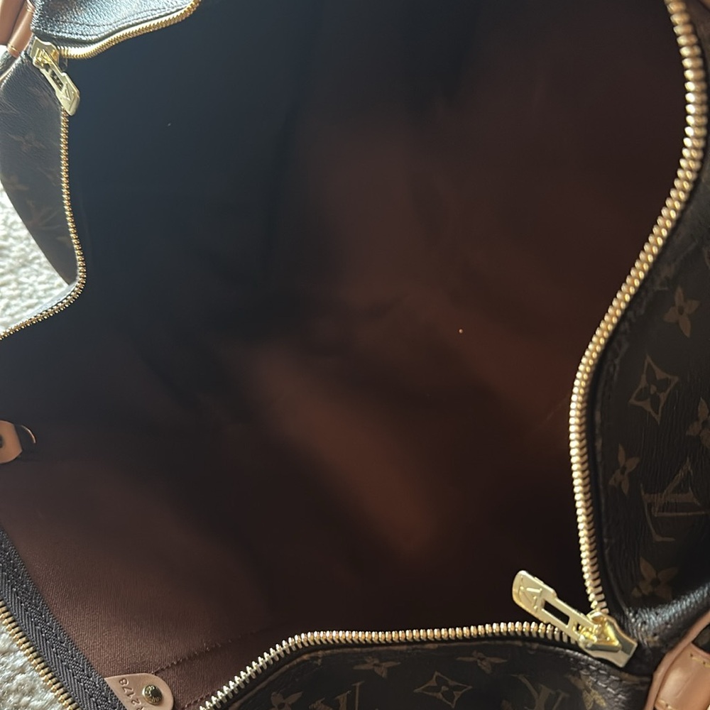 Brand new never used
LV keepall - Picture 3 of 5
